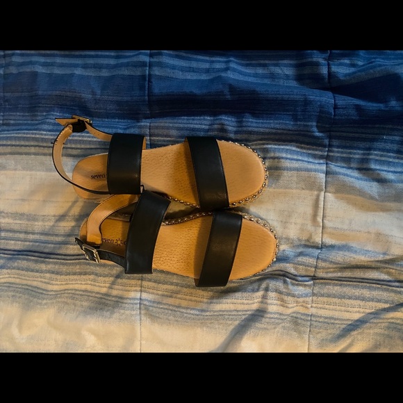 Black and Tan scandals - Picture 2 of 2